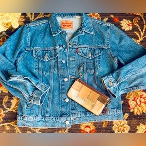 Vintage Levi’s Blue Jean Denim Trucker Jacket w/silver buttons • size Small